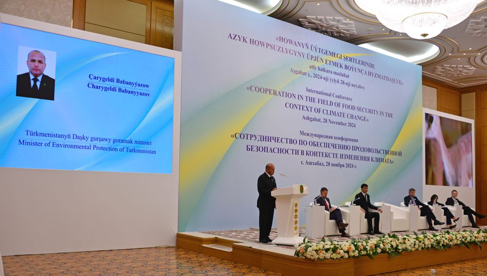 «Howanyň üýtgemegi şertlerinde azyk howpsuzlygyny  üpjün etmek boýunça hyzmatdaşlyk»  atly halkara maslahaty geçirildi