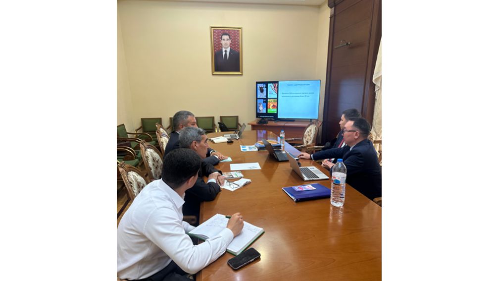 Sebitara hyzmatdaşlygy berkitmek